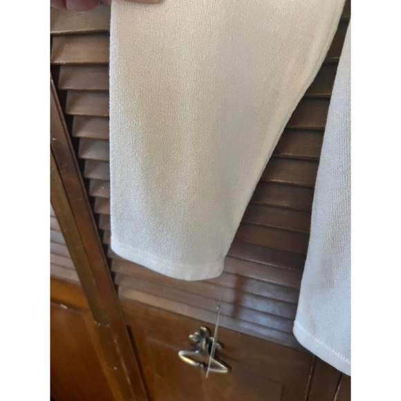 TRISHA TYLER Women's Plus Size Blouse Cream/Pearls (size 1X) - Picture 12 of 13